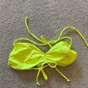 Boutine LA bikini top 💛